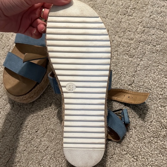Blue target sandals - Picture 3 of 3